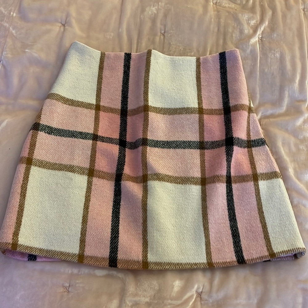 High waisted plaid mini skirt